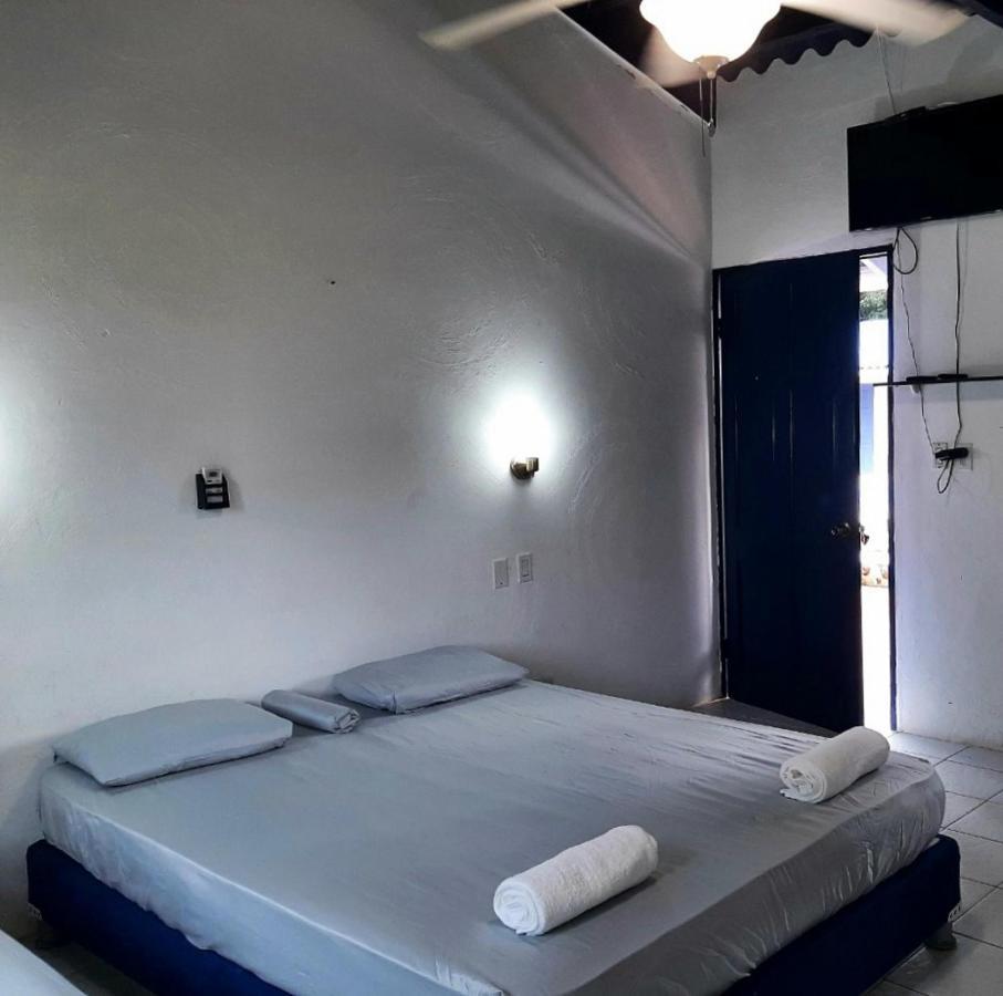 Paradise Island Beach Hotel Isla Grande Δωμάτιο φωτογραφία
